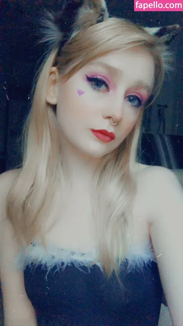 Slut4Werewolves Onlyfans Photo Gallery 