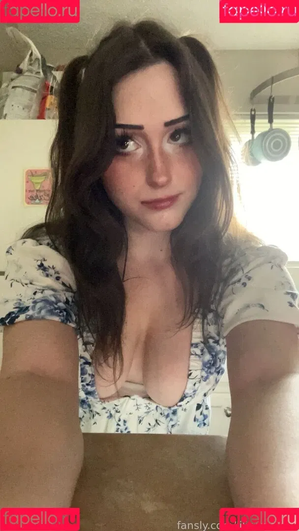 lilibet_silllly Onlyfans Photo Gallery 
