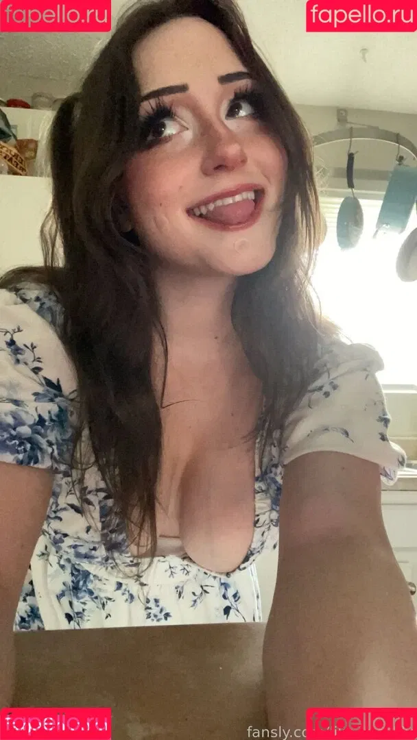 lilibet_silllly Onlyfans Photo Gallery 