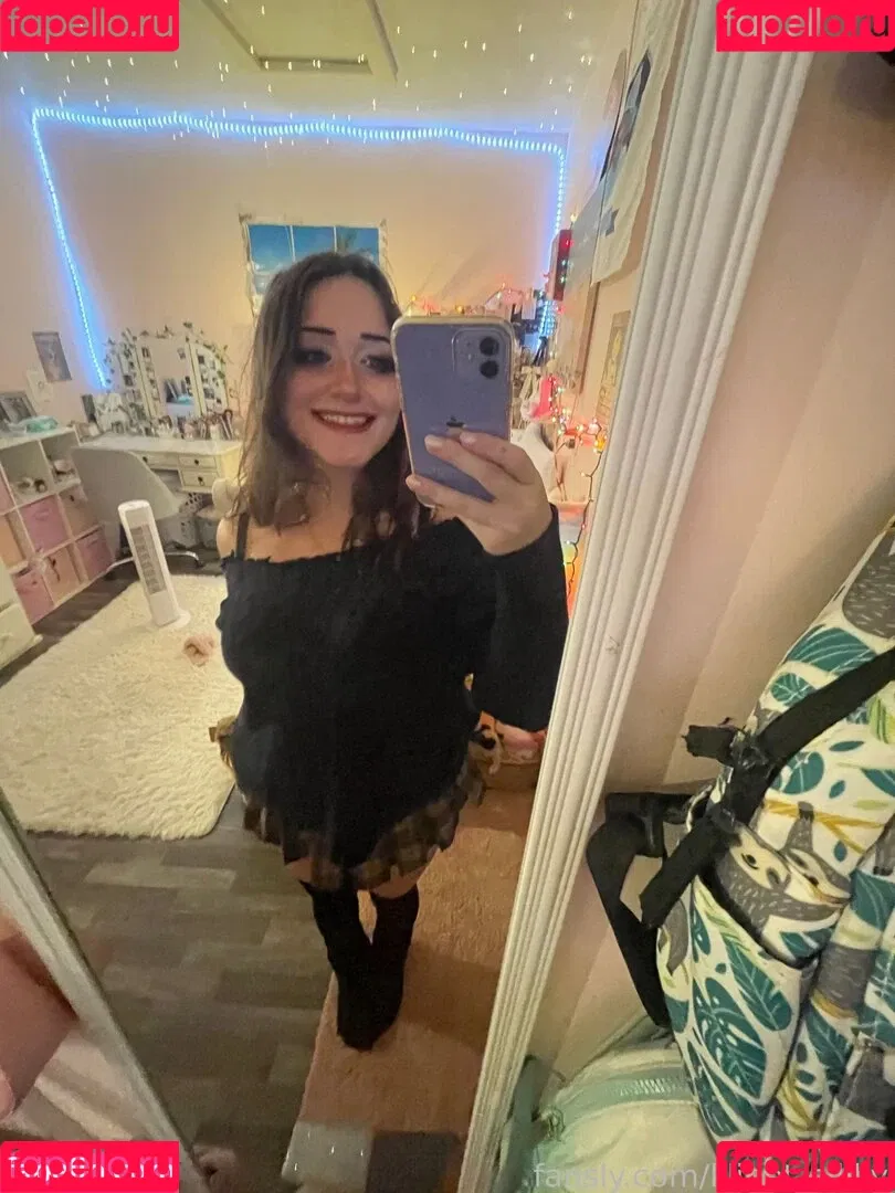 lilibet_silllly Onlyfans Photo Gallery 