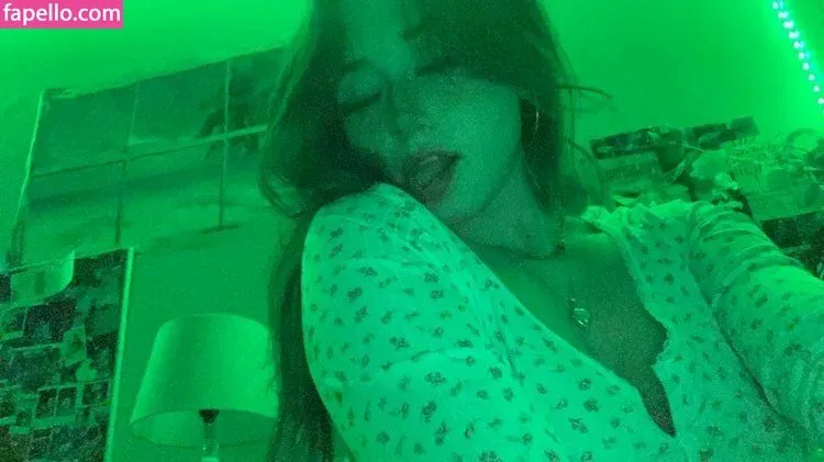 lilibet_silllly Onlyfans Photo Gallery 