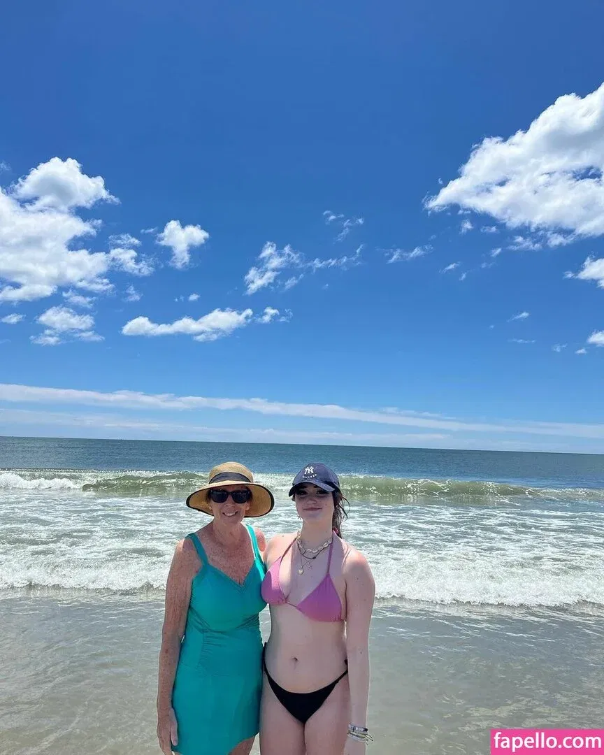 lilibet_silllly Onlyfans Photo Gallery 