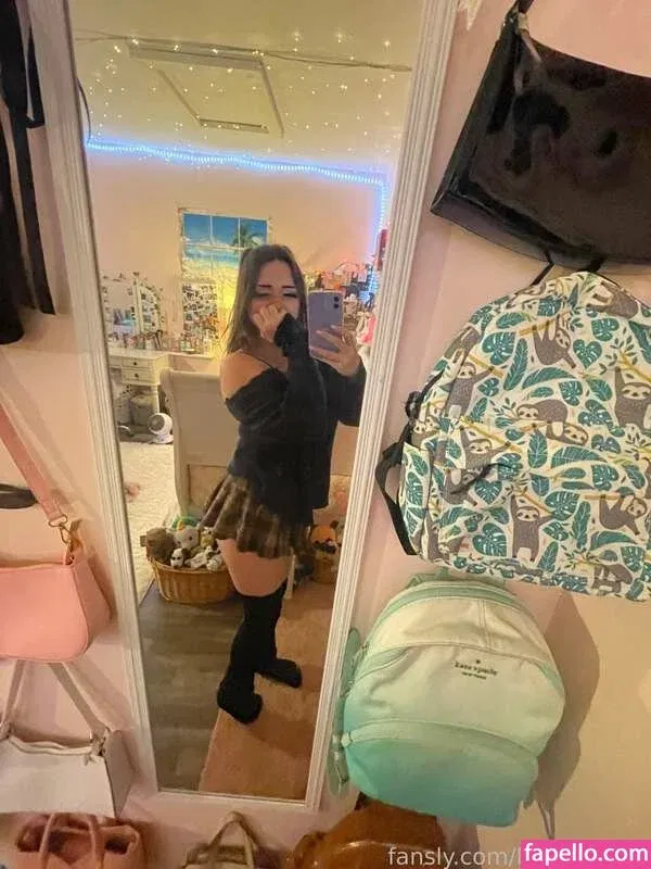 lilibet_silllly Onlyfans Photo Gallery 