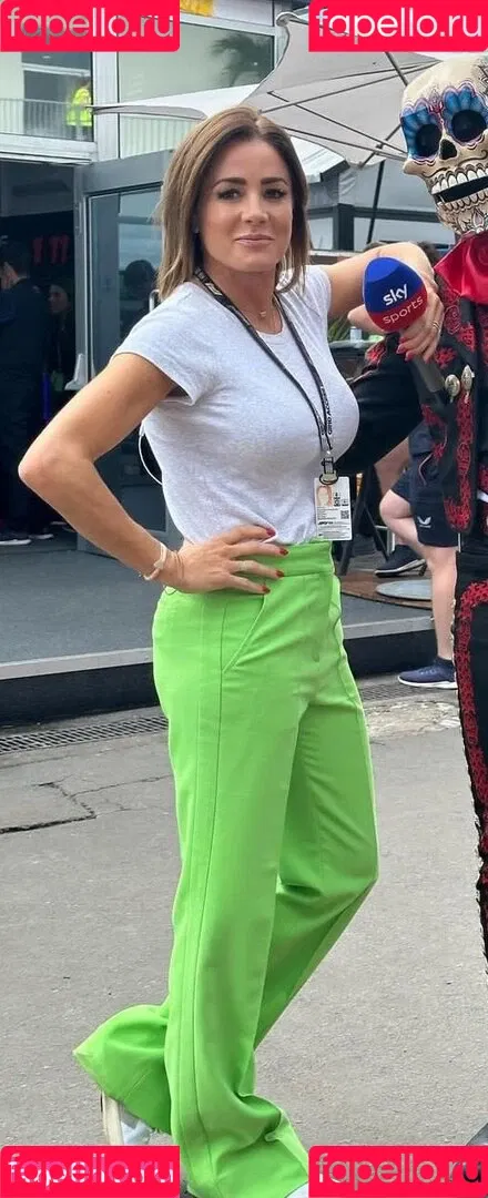 Natalie Pinkham Onlyfans Photo Gallery 