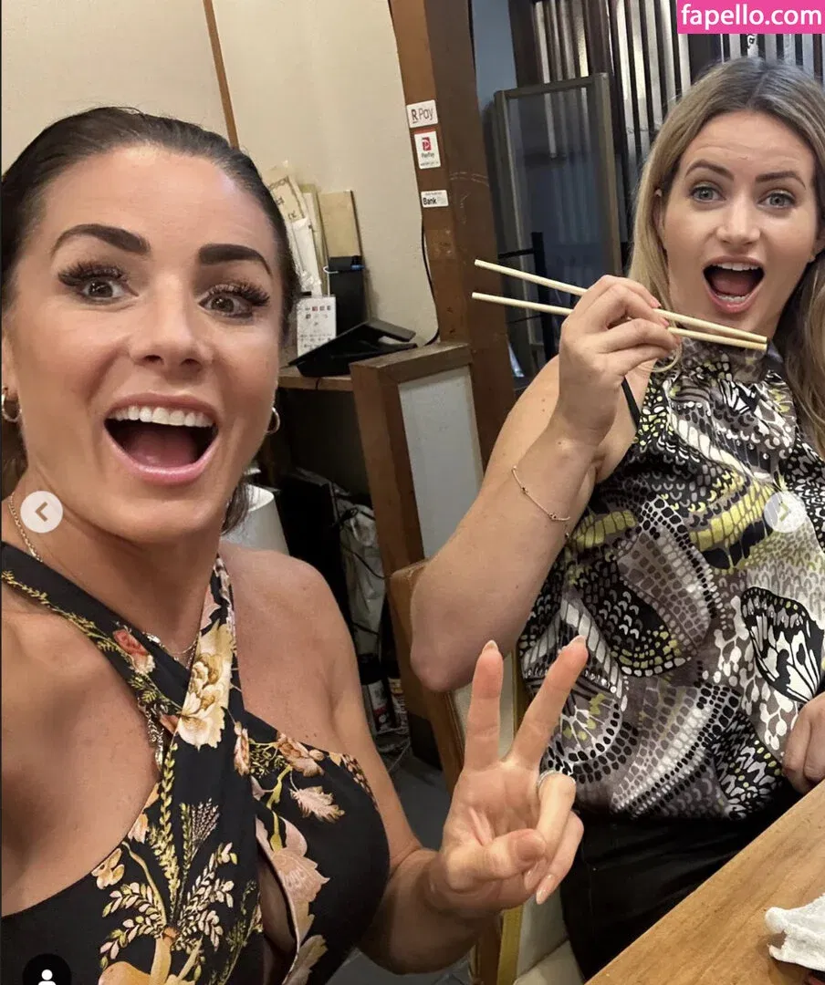 Natalie Pinkham Onlyfans Photo Gallery 