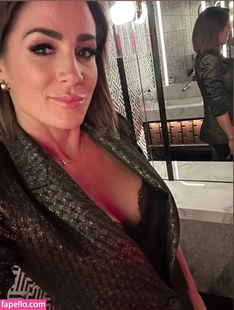 Natalie Pinkham Onlyfans Photo Gallery 