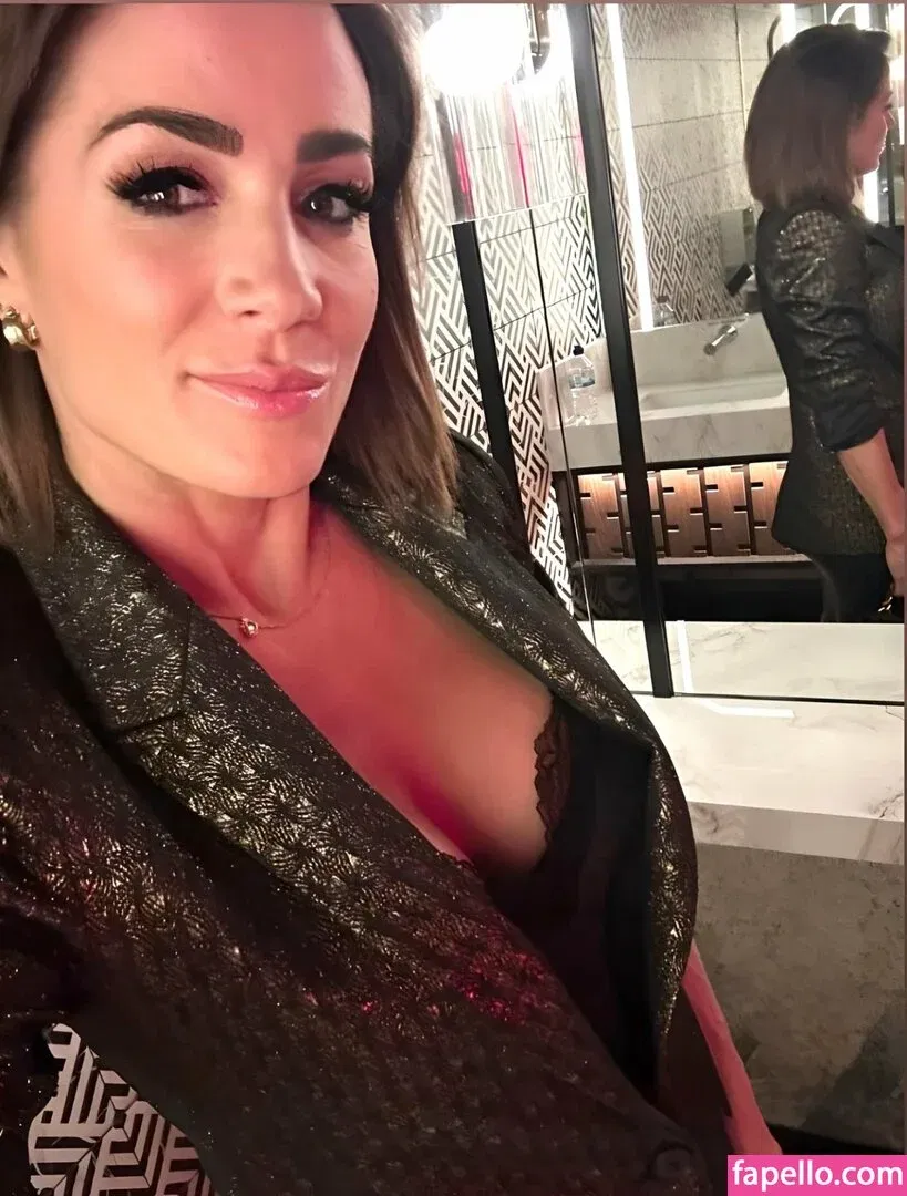 Natalie Pinkham Onlyfans Photo Gallery 