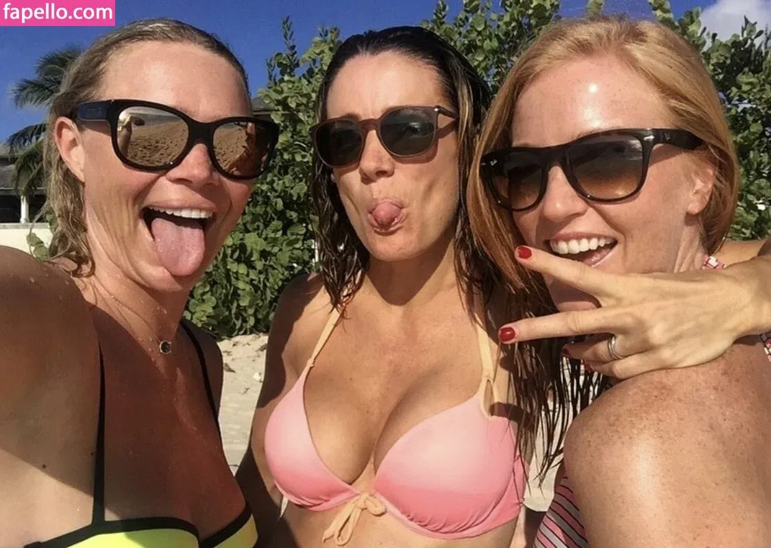 Natalie Pinkham Onlyfans Photo Gallery 