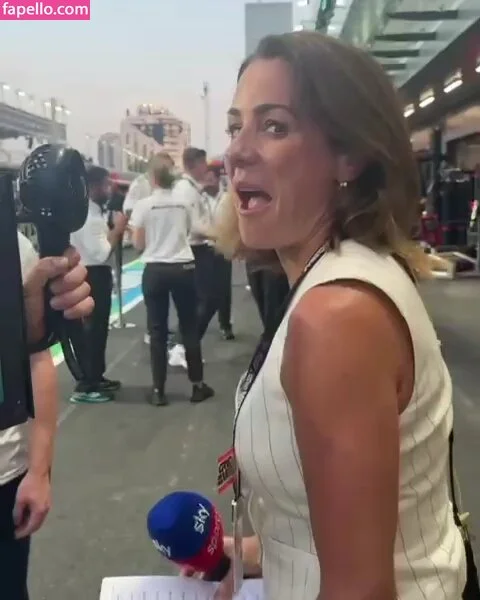 Natalie Pinkham Onlyfans Photo Gallery 