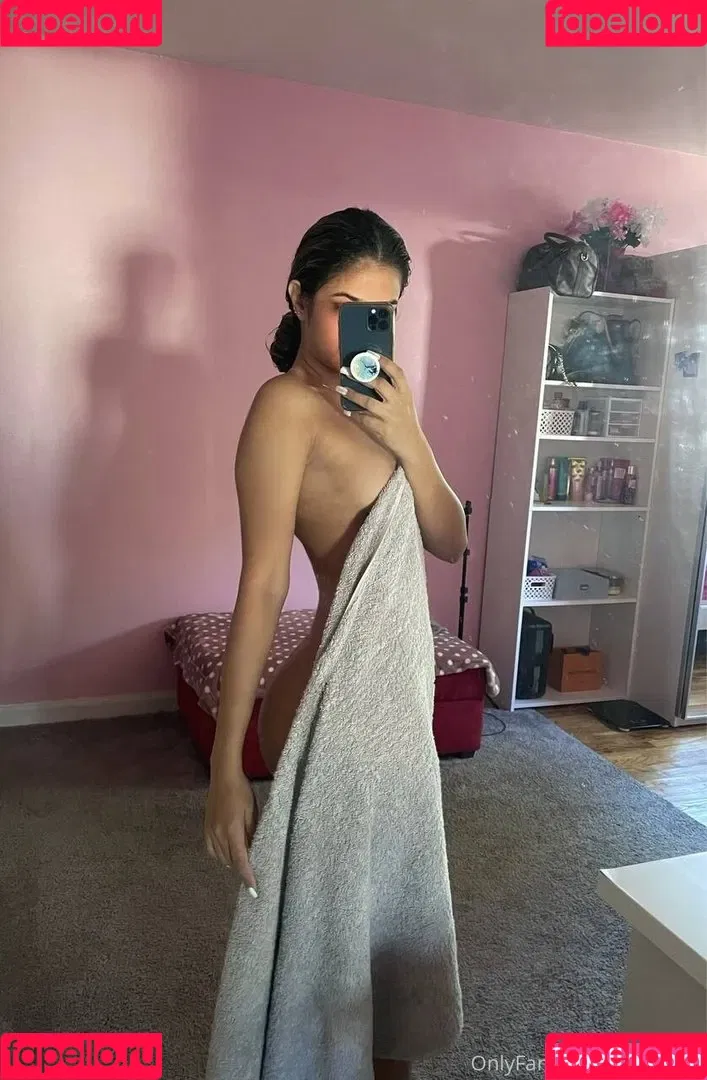 athanxx Onlyfans Photo Gallery 