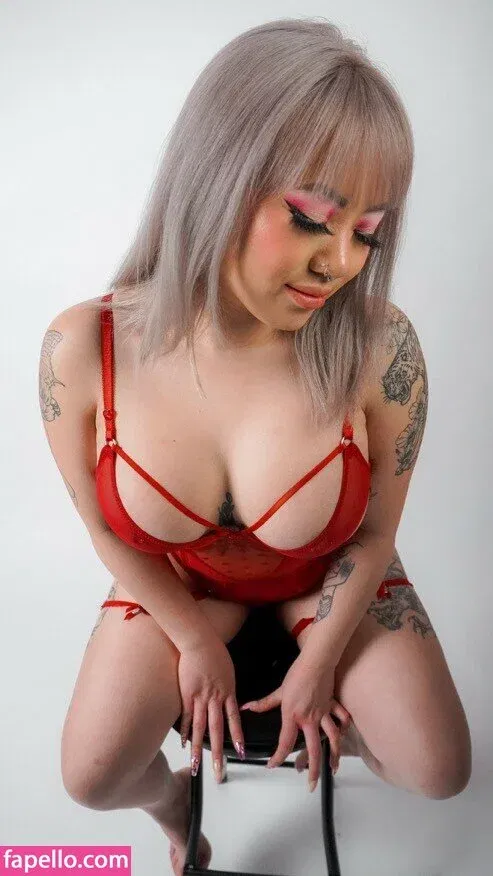 Edmthotiana Onlyfans Photo Gallery 