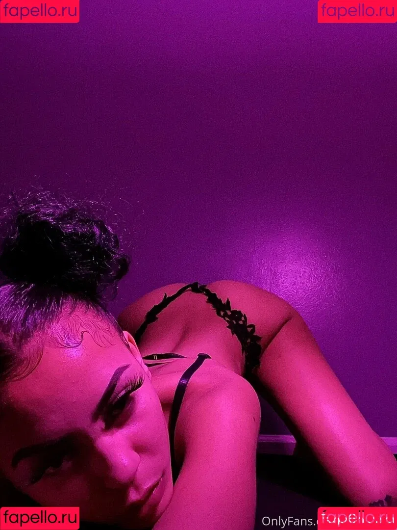 nadia999 Onlyfans Photo Gallery 