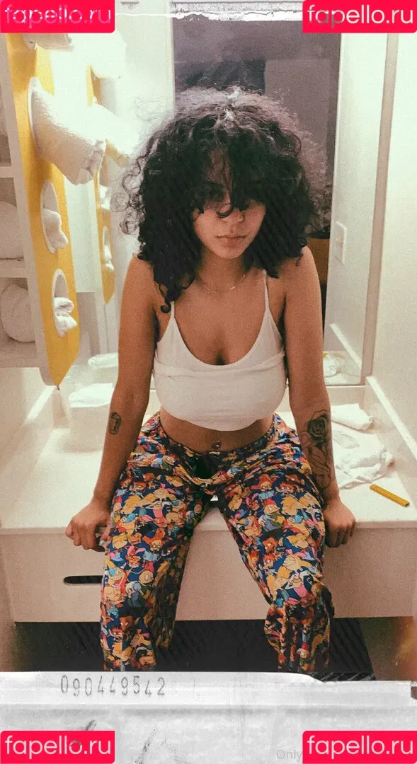 nadia999 Onlyfans Photo Gallery 