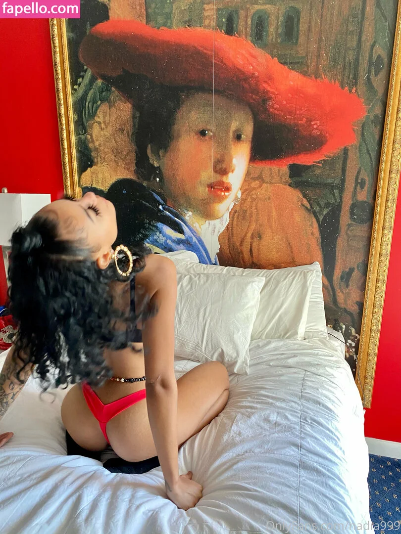 nadia999 Onlyfans Photo Gallery 