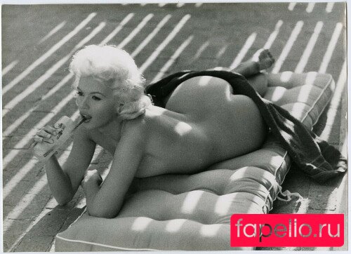 Jayne Mansfield Nude Onlyfans Photo 20