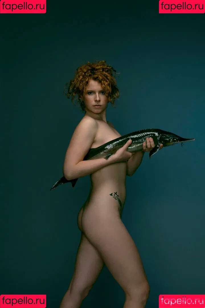 Jessie Buckley Onlyfans Photo Gallery 