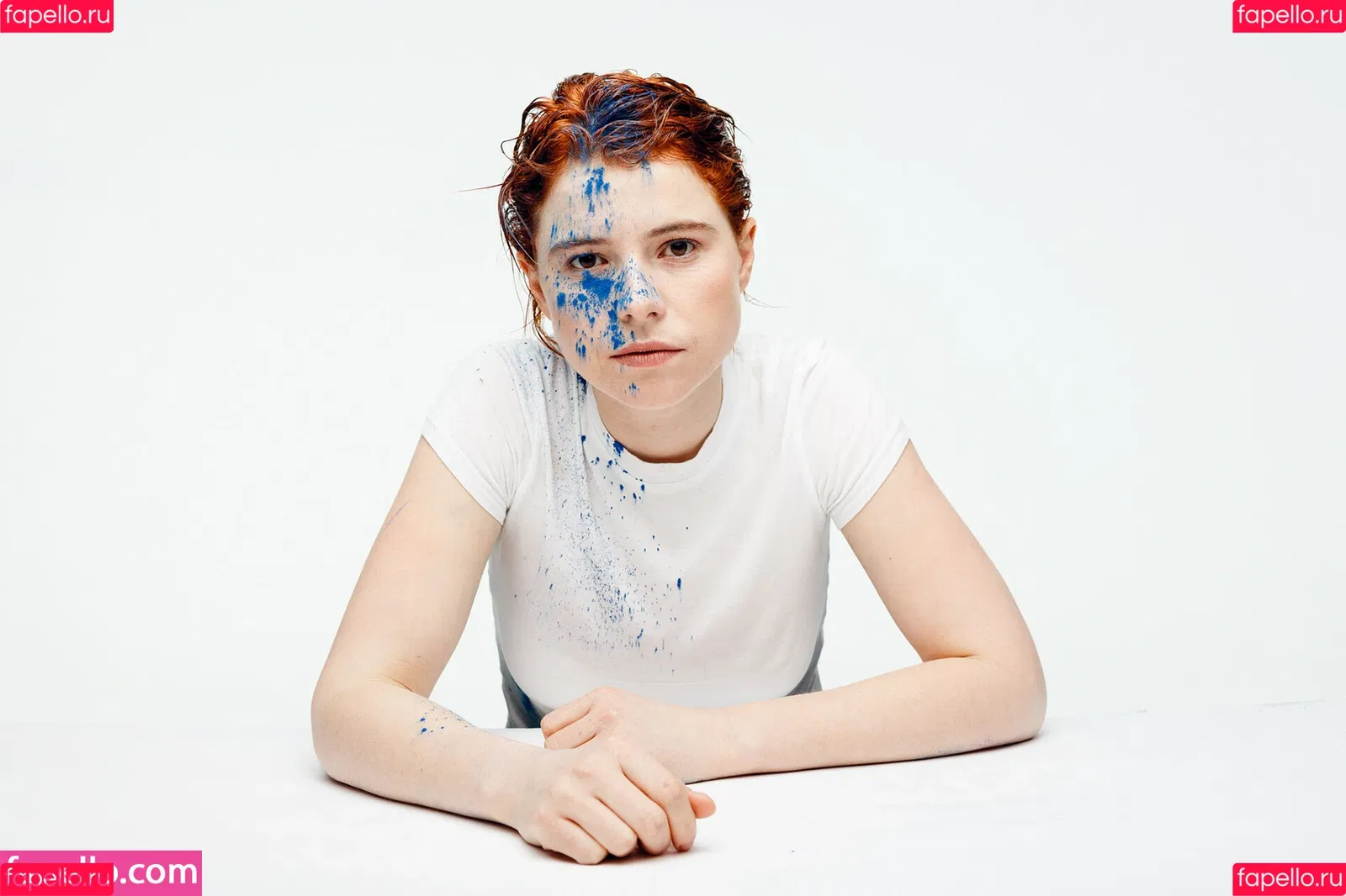 Jessie Buckley Onlyfans Photo Gallery 