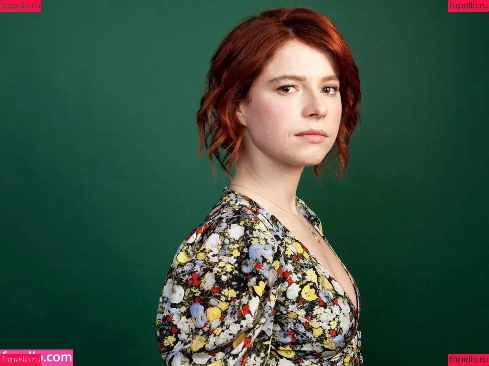 Jessie Buckley Onlyfans Photo Gallery 