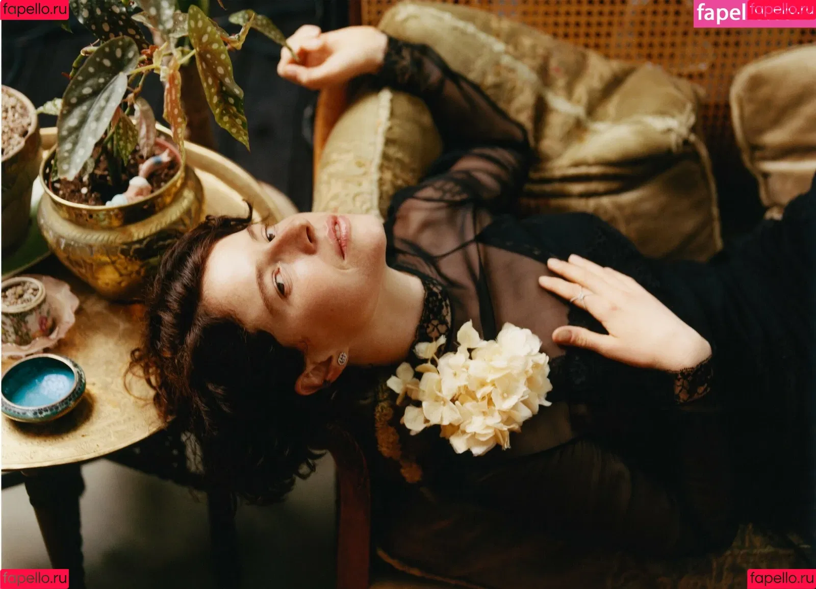 Jessie Buckley Onlyfans Photo Gallery 