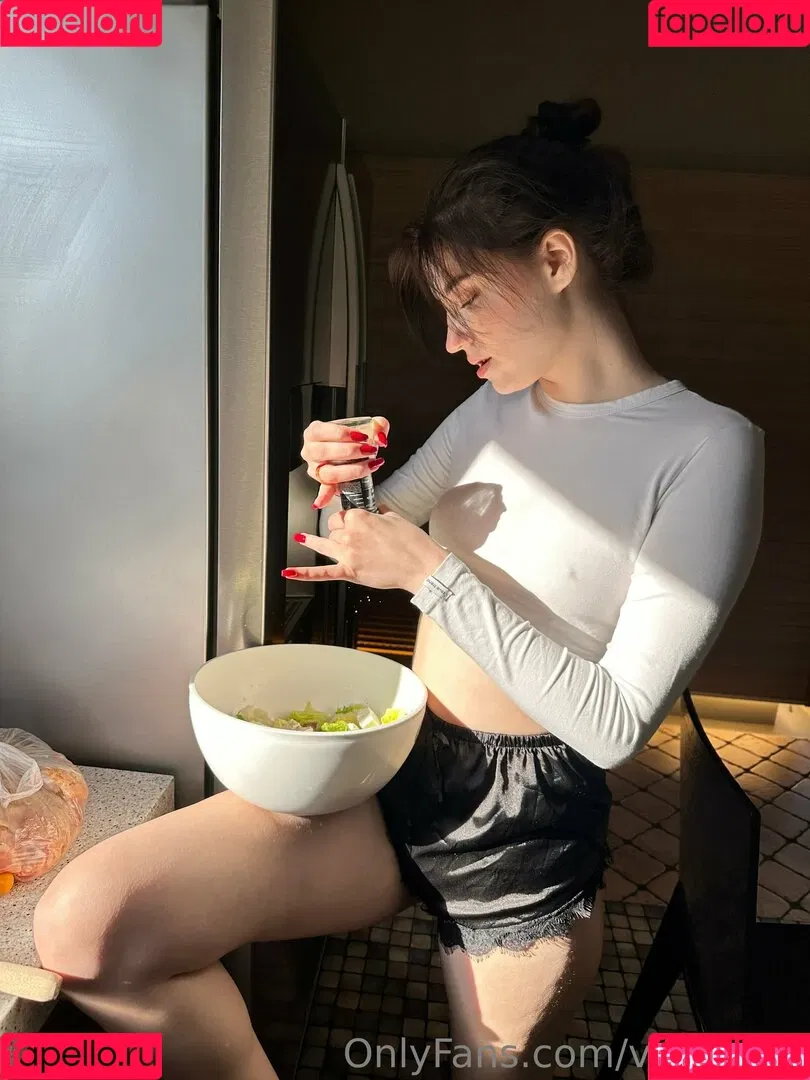 vikky_vip Onlyfans Photo Gallery 