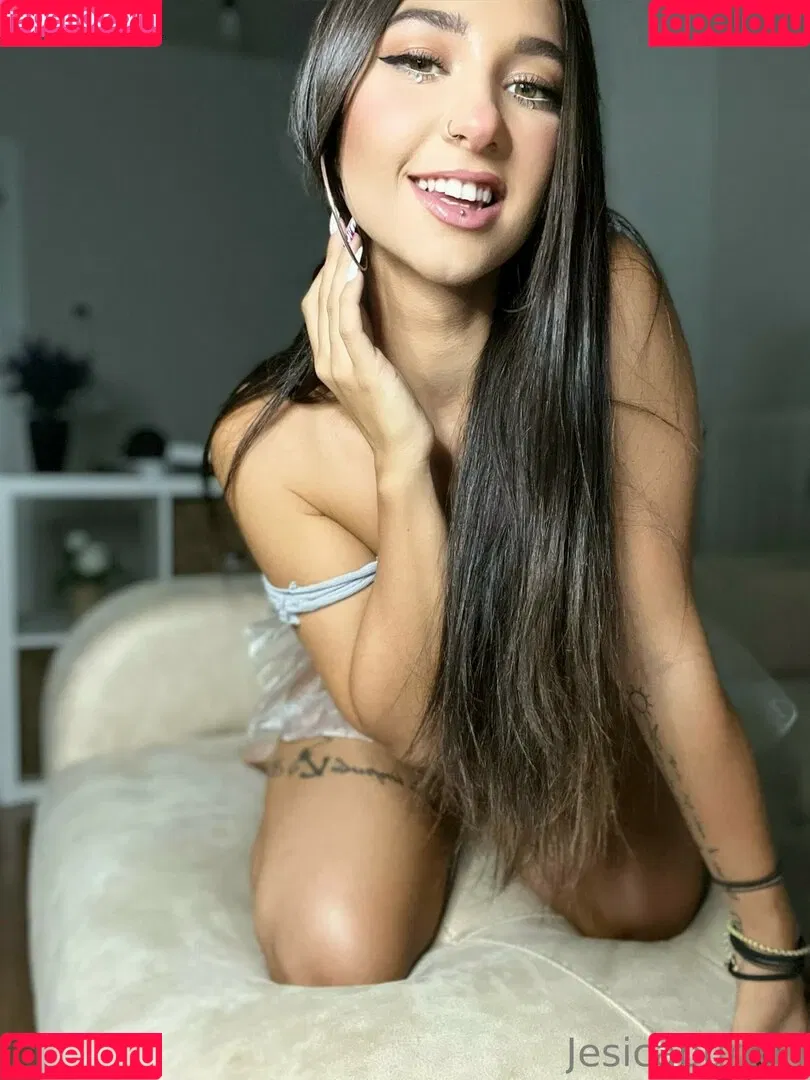 Jessica Burton Onlyfans Photo Gallery 