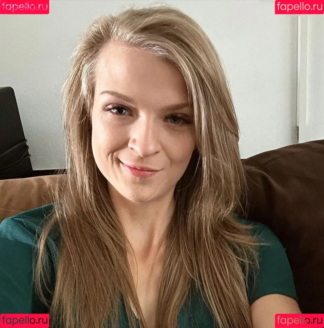 Sintica Onlyfans Photo Gallery 