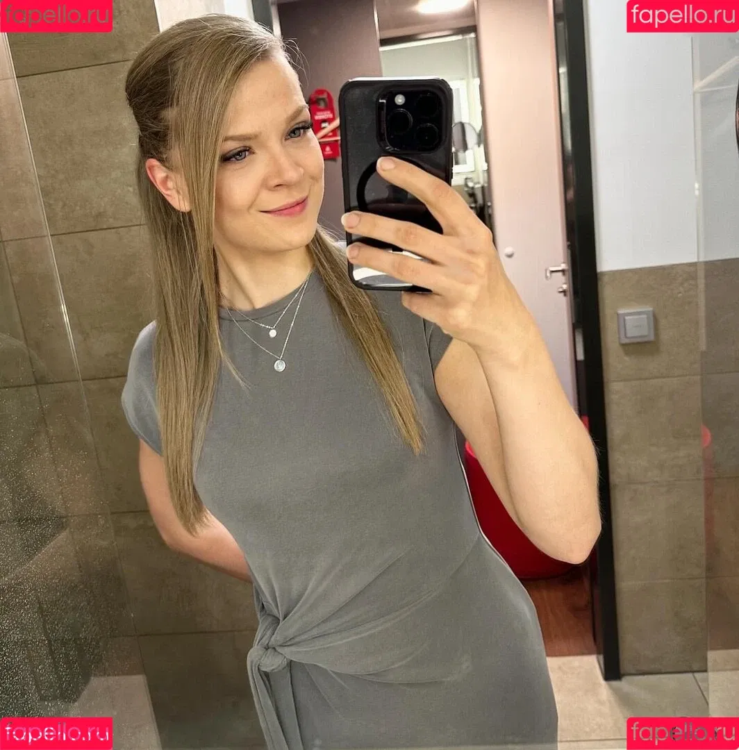 Sintica Onlyfans Photo Gallery 