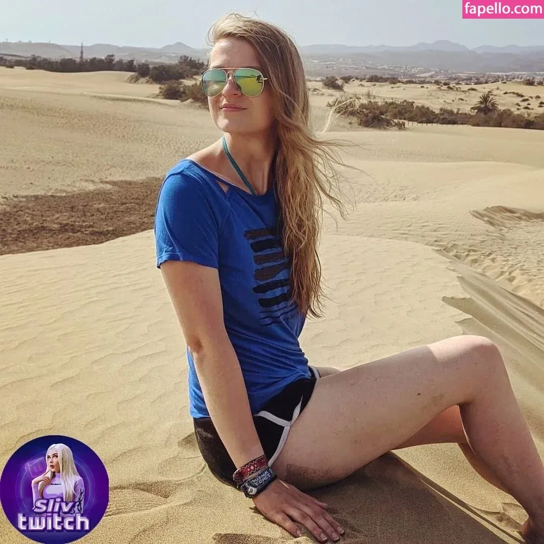 Sintica Onlyfans Photo Gallery 