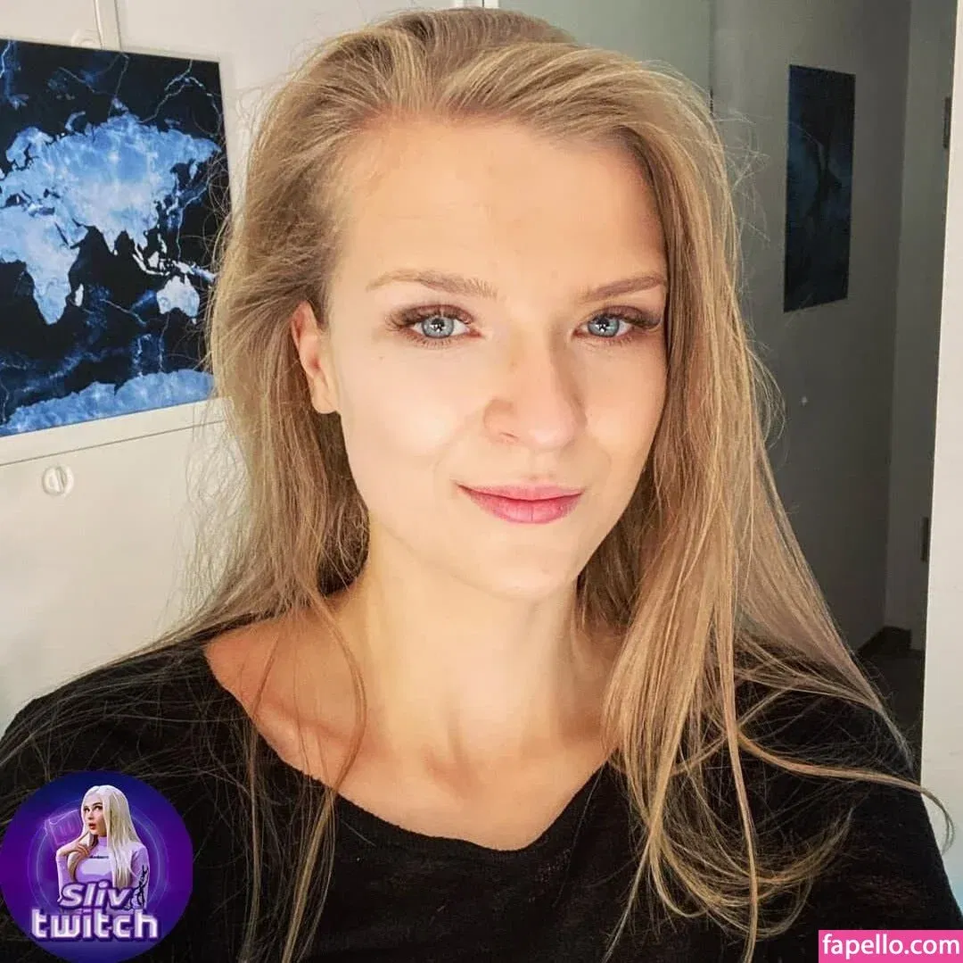 Sintica Onlyfans Photo Gallery 