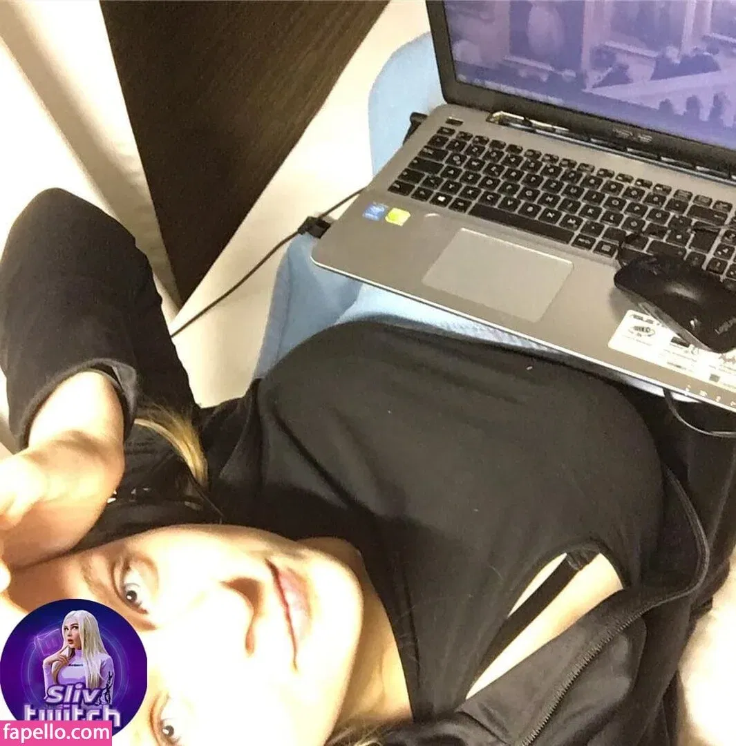 Sintica Onlyfans Photo Gallery 