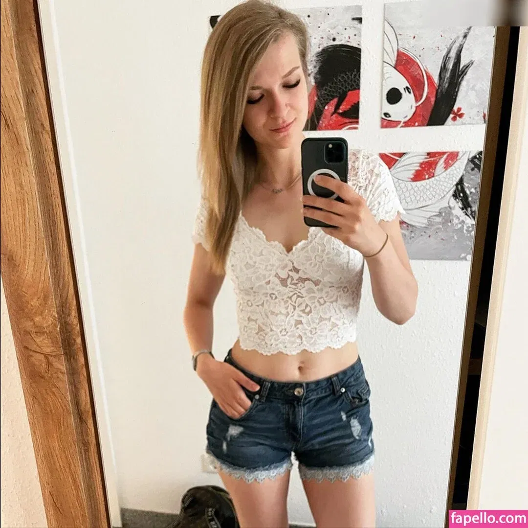 Sintica Onlyfans Photo Gallery 