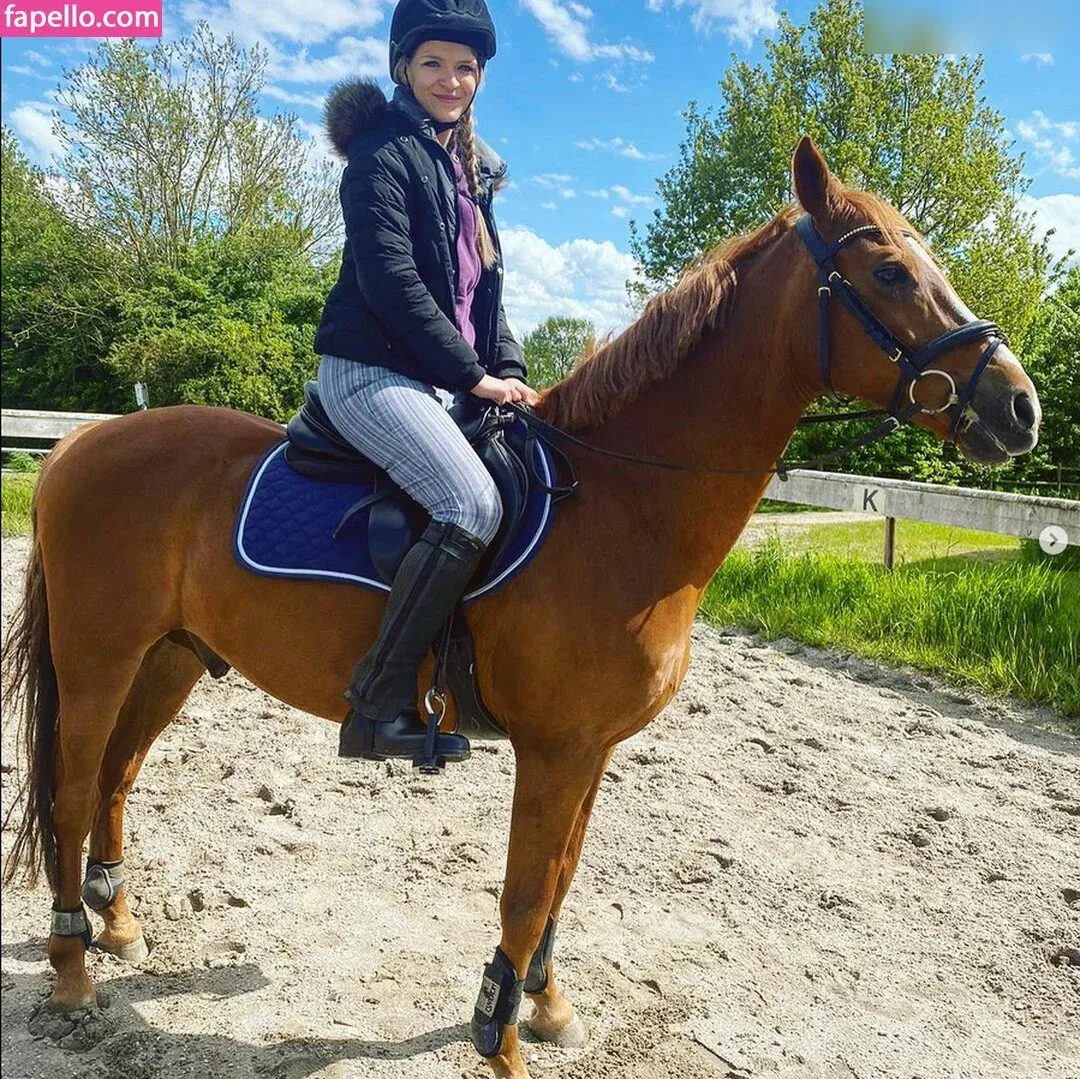 Sintica Onlyfans Photo Gallery 