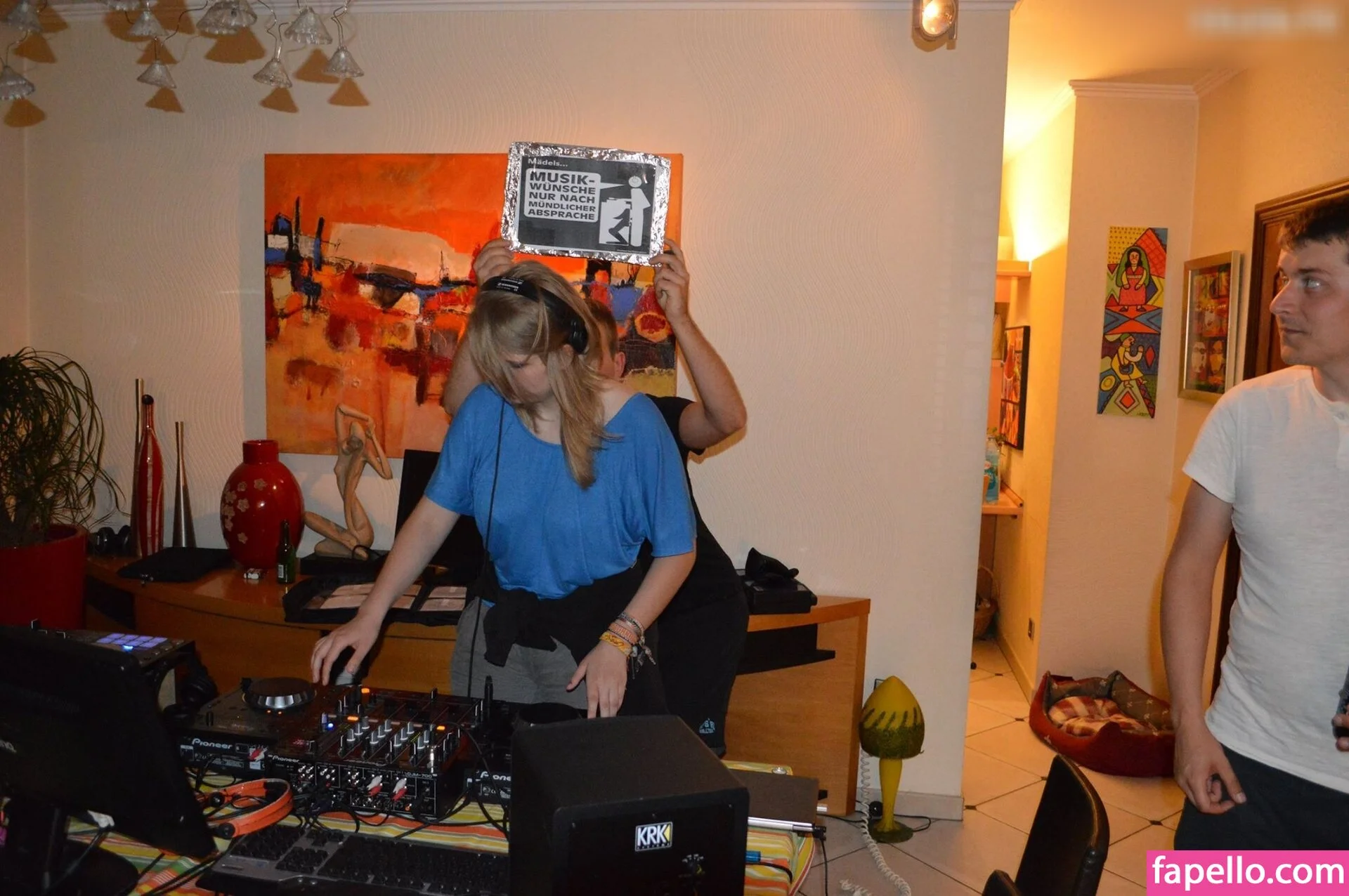 Sintica Onlyfans Photo Gallery 