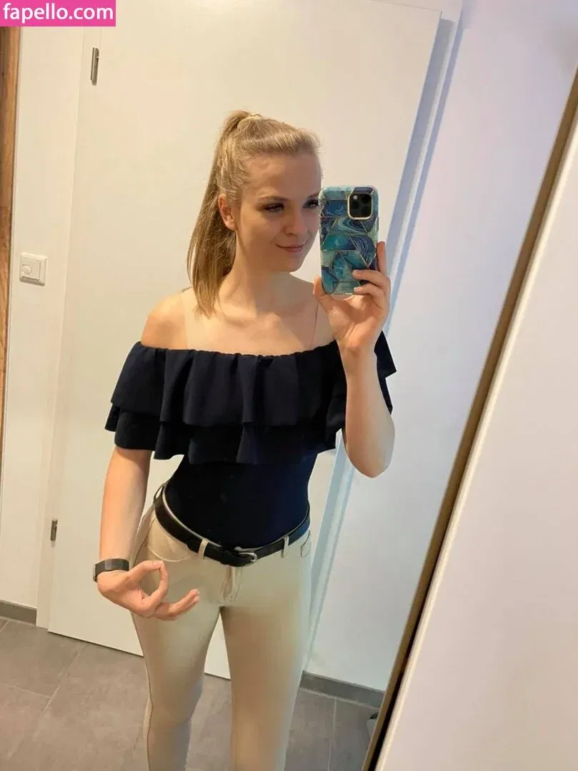 Sintica Onlyfans Photo Gallery 