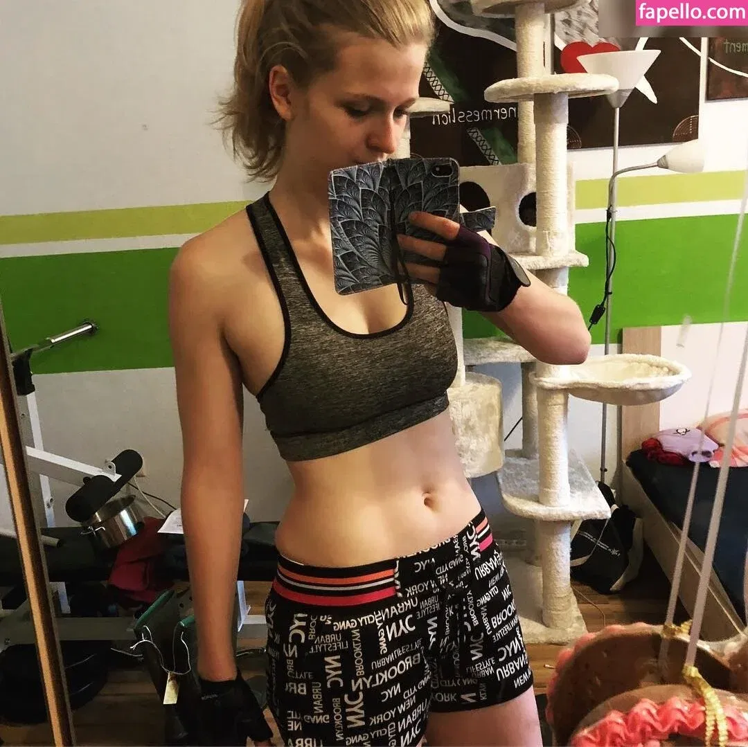 Sintica Onlyfans Photo Gallery 