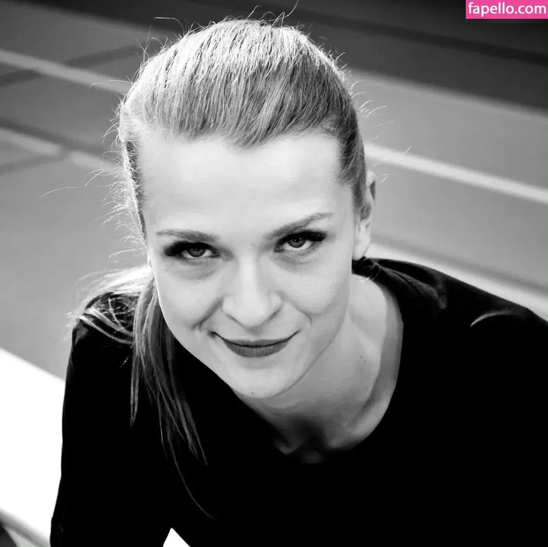 Sintica Onlyfans Photo Gallery 