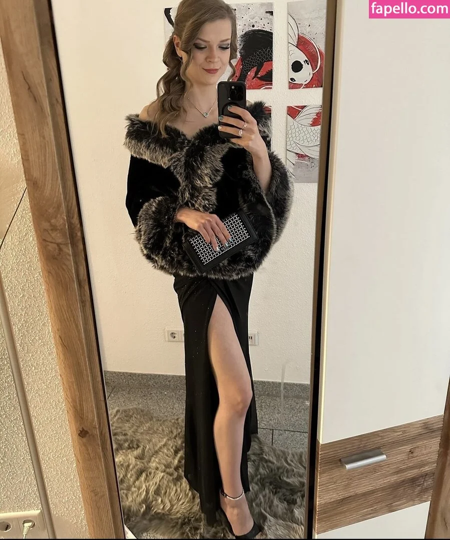 Sintica Onlyfans Photo Gallery 