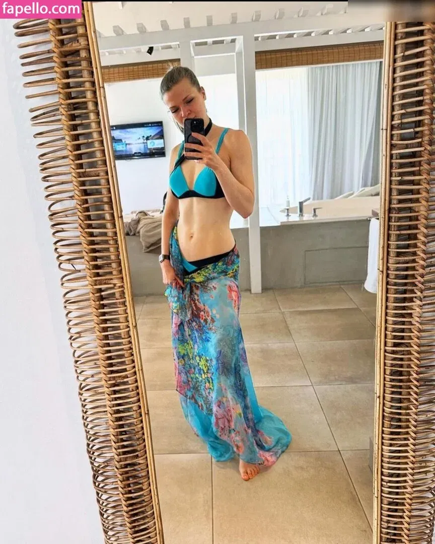 Sintica Onlyfans Photo Gallery 