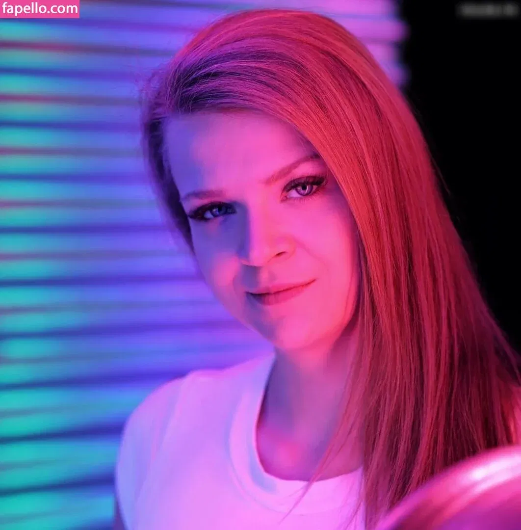 Sintica Onlyfans Photo Gallery 