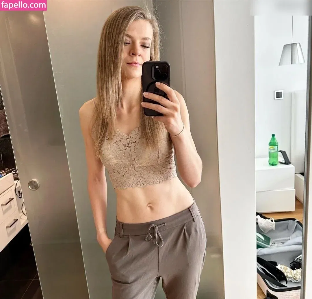 Sintica Onlyfans Photo Gallery 