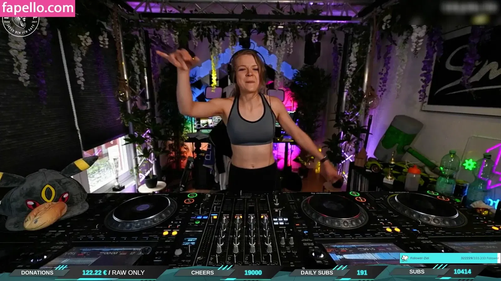 Sintica Onlyfans Photo Gallery 