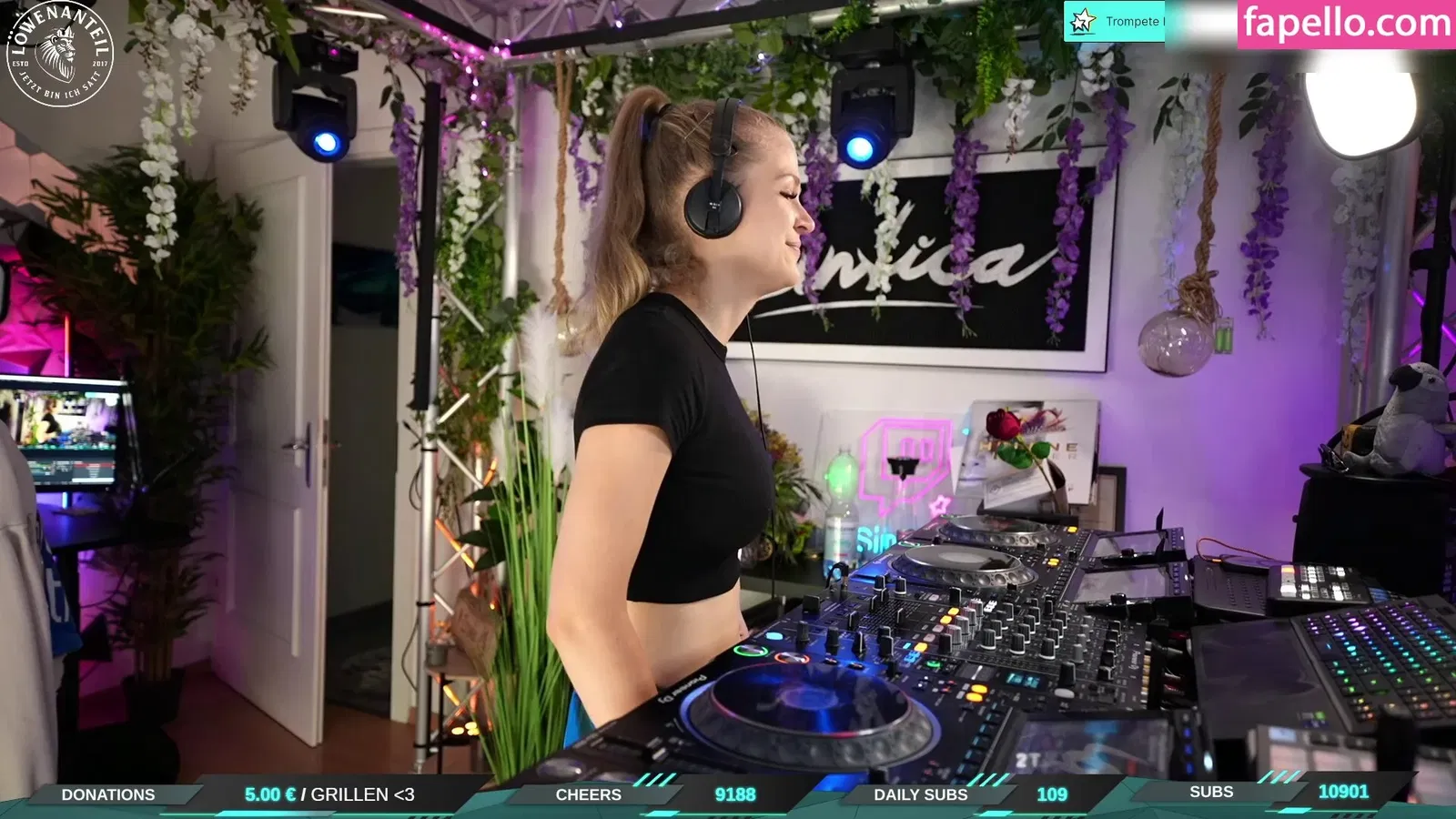 Sintica Onlyfans Photo Gallery 