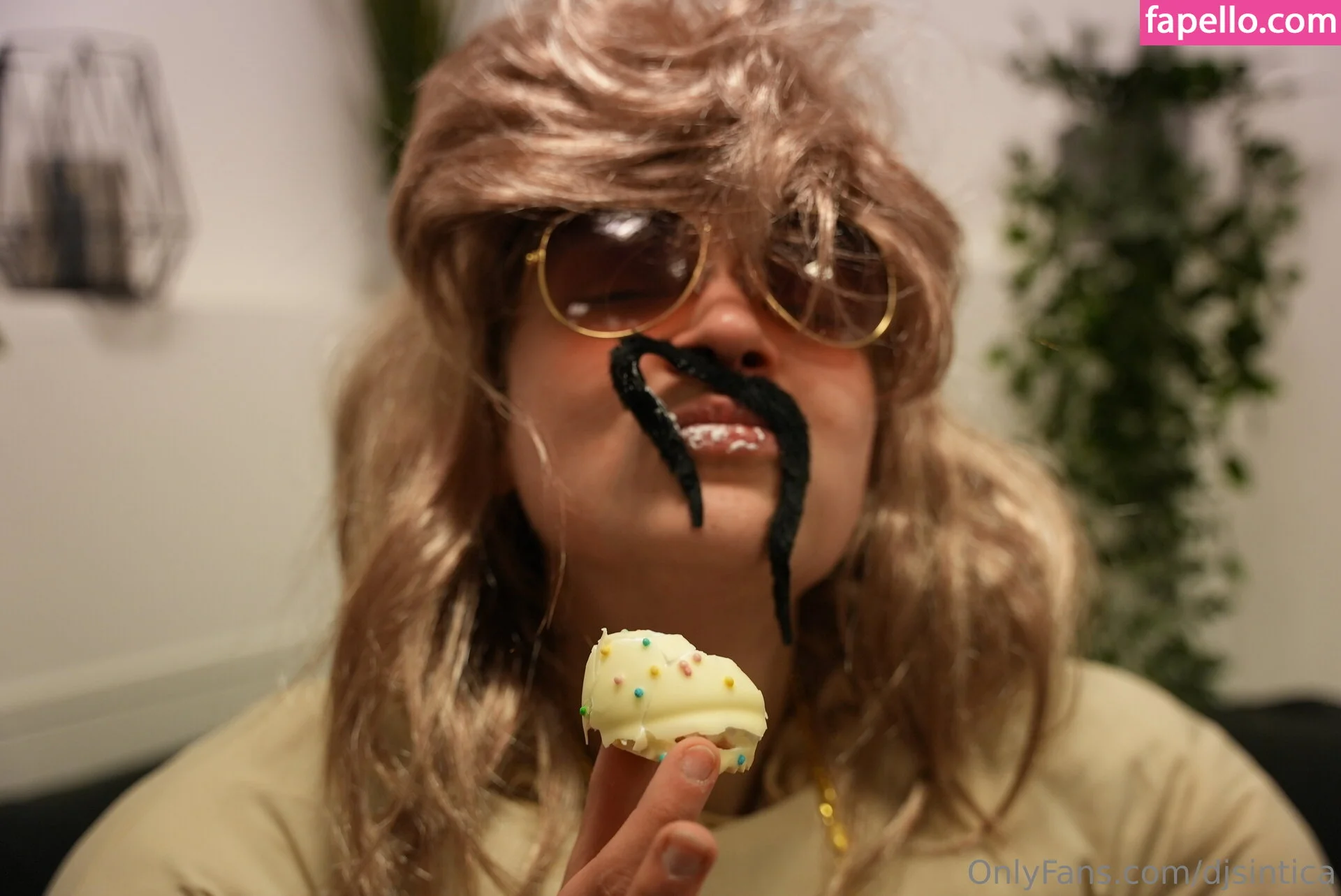 Sintica Onlyfans Photo Gallery 