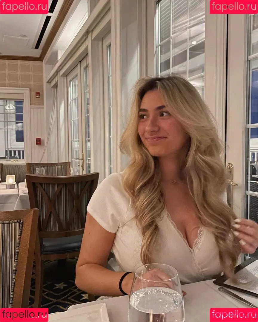 Vanessa Cummiskey Onlyfans Photo Gallery 