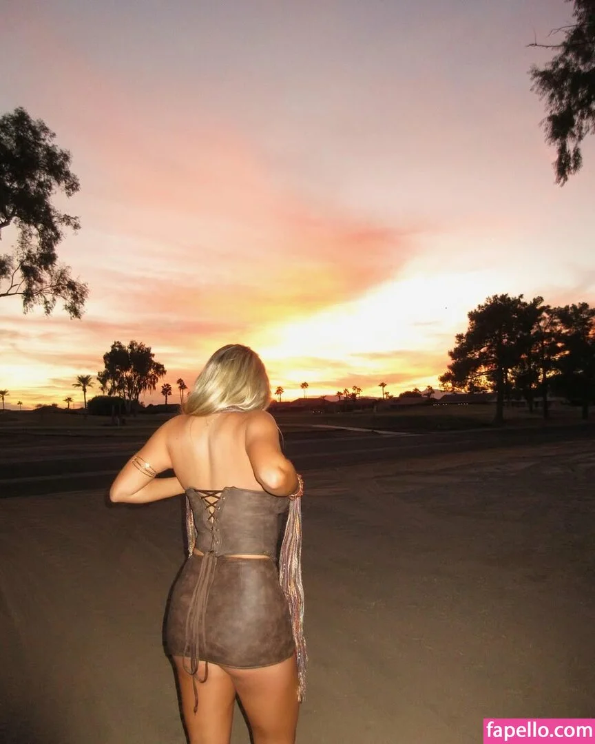 Vanessa Cummiskey Onlyfans Photo Gallery 