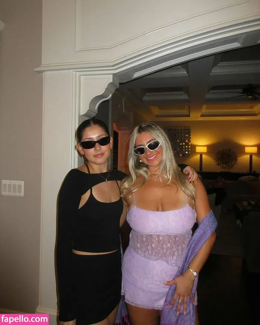 Vanessa Cummiskey Onlyfans Photo Gallery 