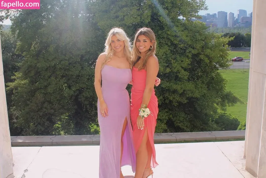 Vanessa Cummiskey Onlyfans Photo Gallery 