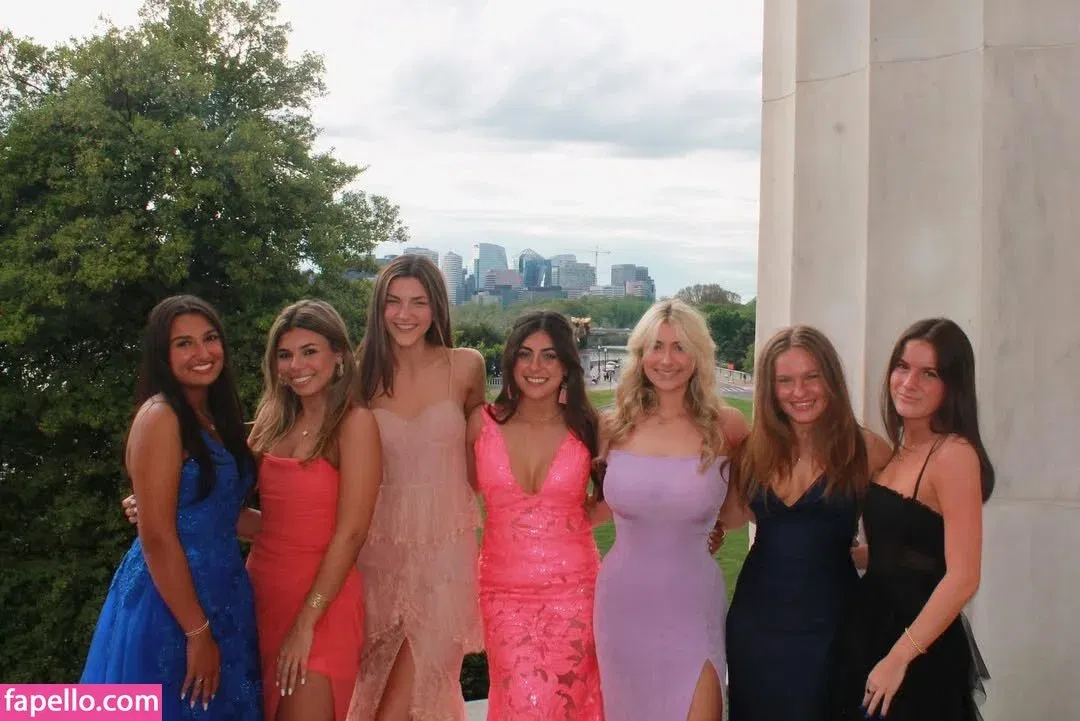 Vanessa Cummiskey Onlyfans Photo Gallery 