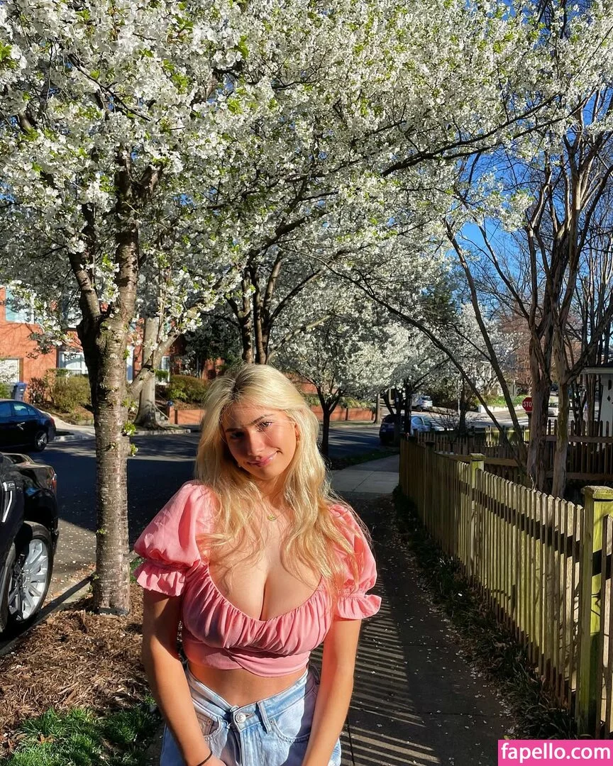 Vanessa Cummiskey Onlyfans Photo Gallery 