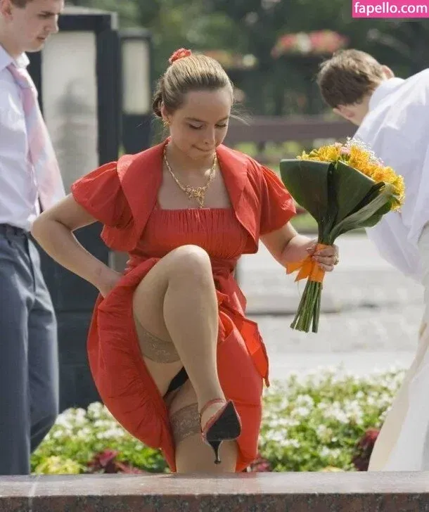 Upskirt - Candids Onlyfans Photo Gallery 